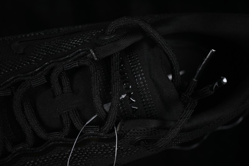 Nike Air Liquid Max Running Shoes with Air Cushion Technology - IQ7634-003