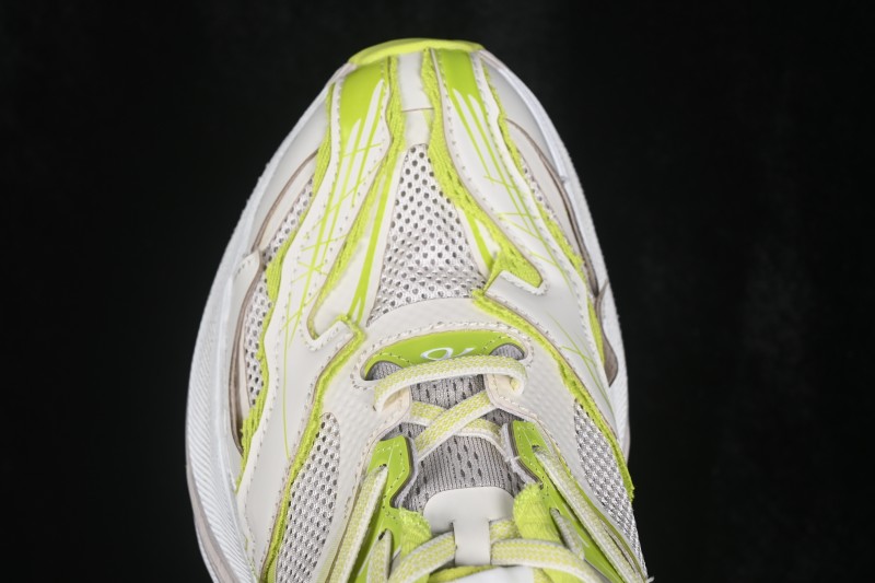 Balenciaga Jet Embossed Round-Toe Chunky Low-Top Dad Sneakers with Textured Print - WMRTN9197
