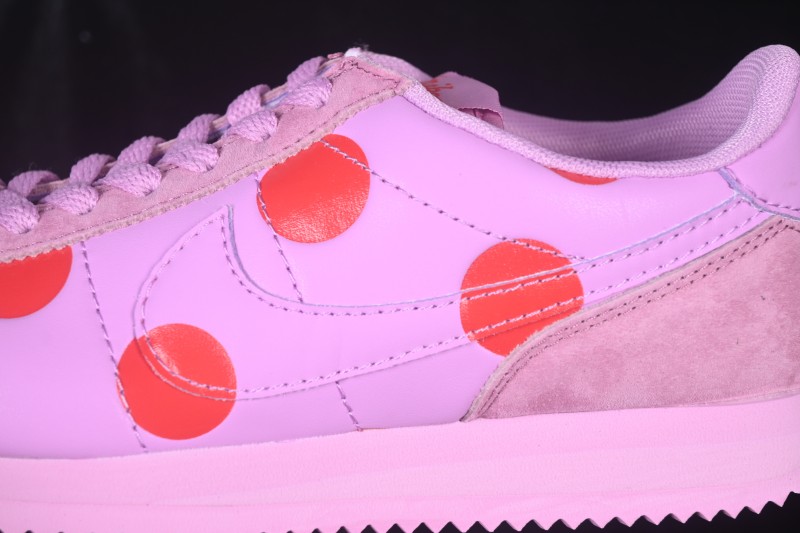 Nike Classic Cortez Leather Retro Running Shoes - IR1332-500