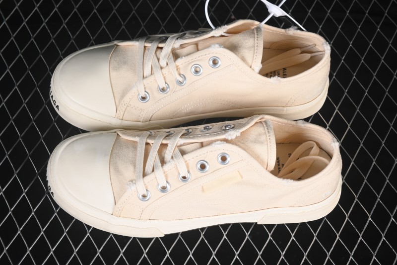 Balenciaga Paris Low Top Lace-Up Fashion Slippers with Distressed Finish - W3RC49091