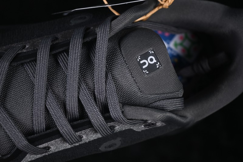 On Cloudtilt Comfortable Anti-Slip Durable Low-Top Casual City Commute Running Shoes - Black Grey