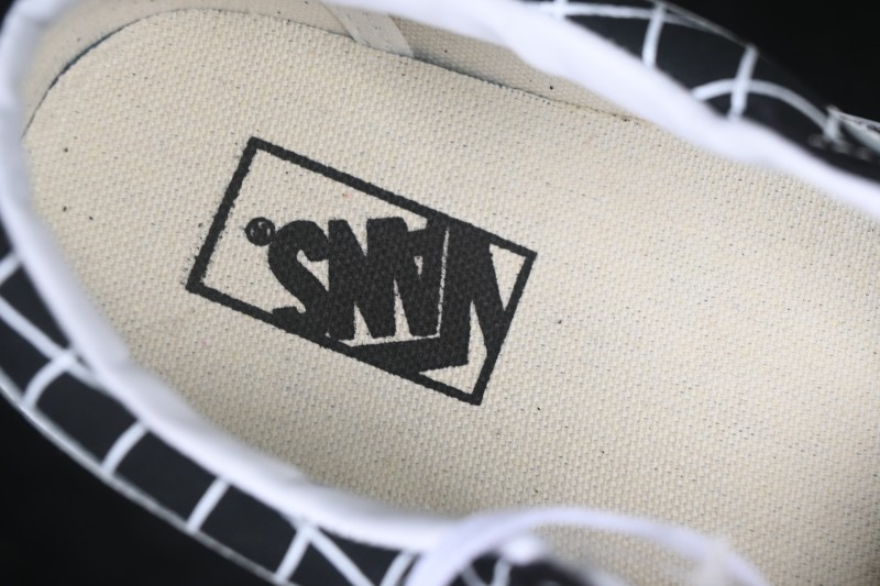 Vans Sk8-Low Low-Top Casual Skate Shoes - VN000E8TMCG