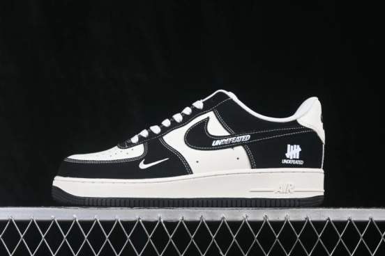 Nike Air Force 1 '07 Low Casual Skateboarding Shoes - DQ9688-104