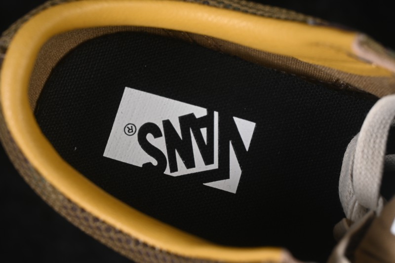 Vans LX Old Skool 36 Low-Top Casual Skate Shoes - VN000D9RWVD