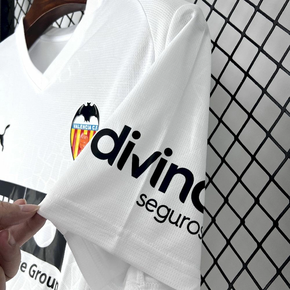 2025/26 Valencia CF Home Jersey