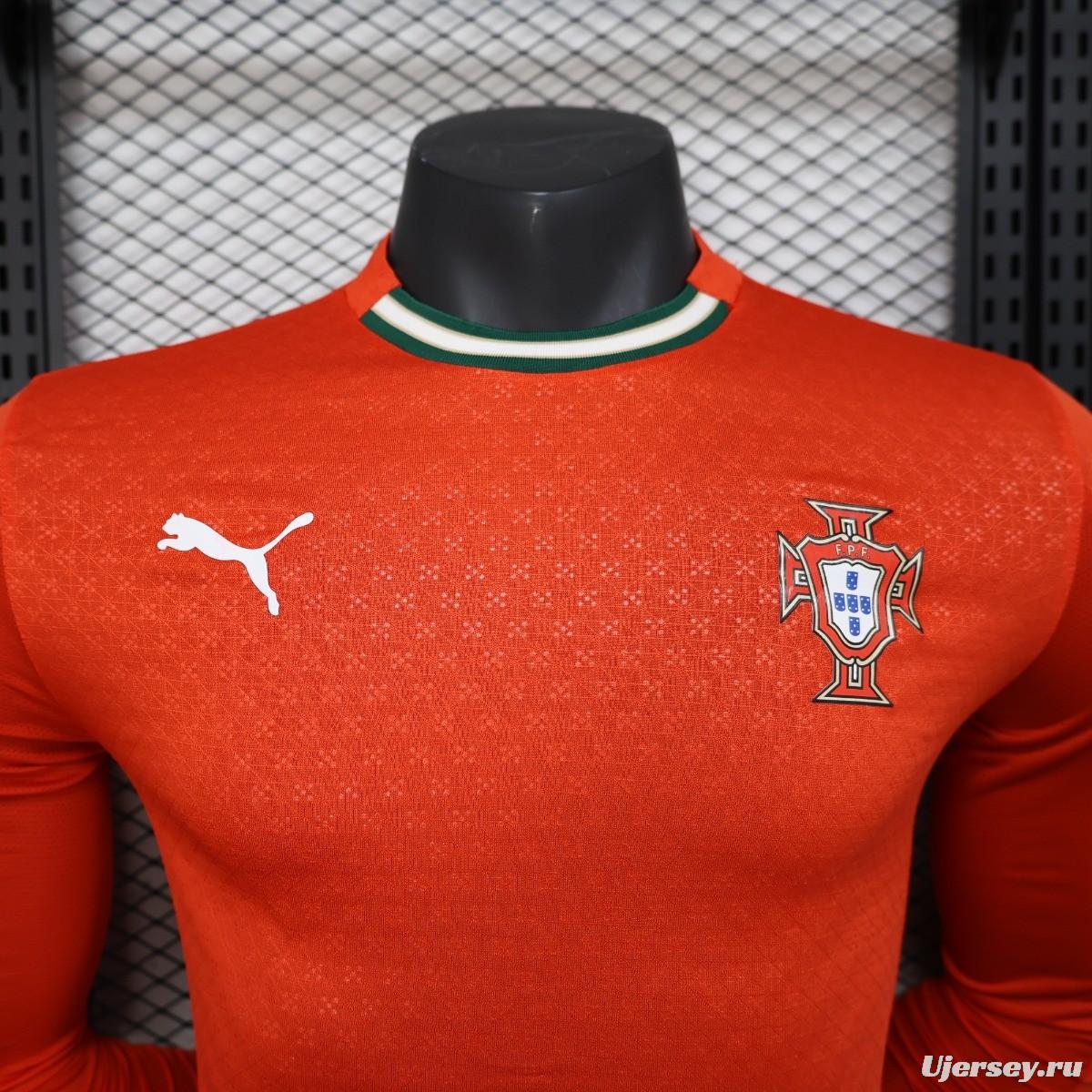 Player Version 2025 Portugal Home Long Sleeve Jersey