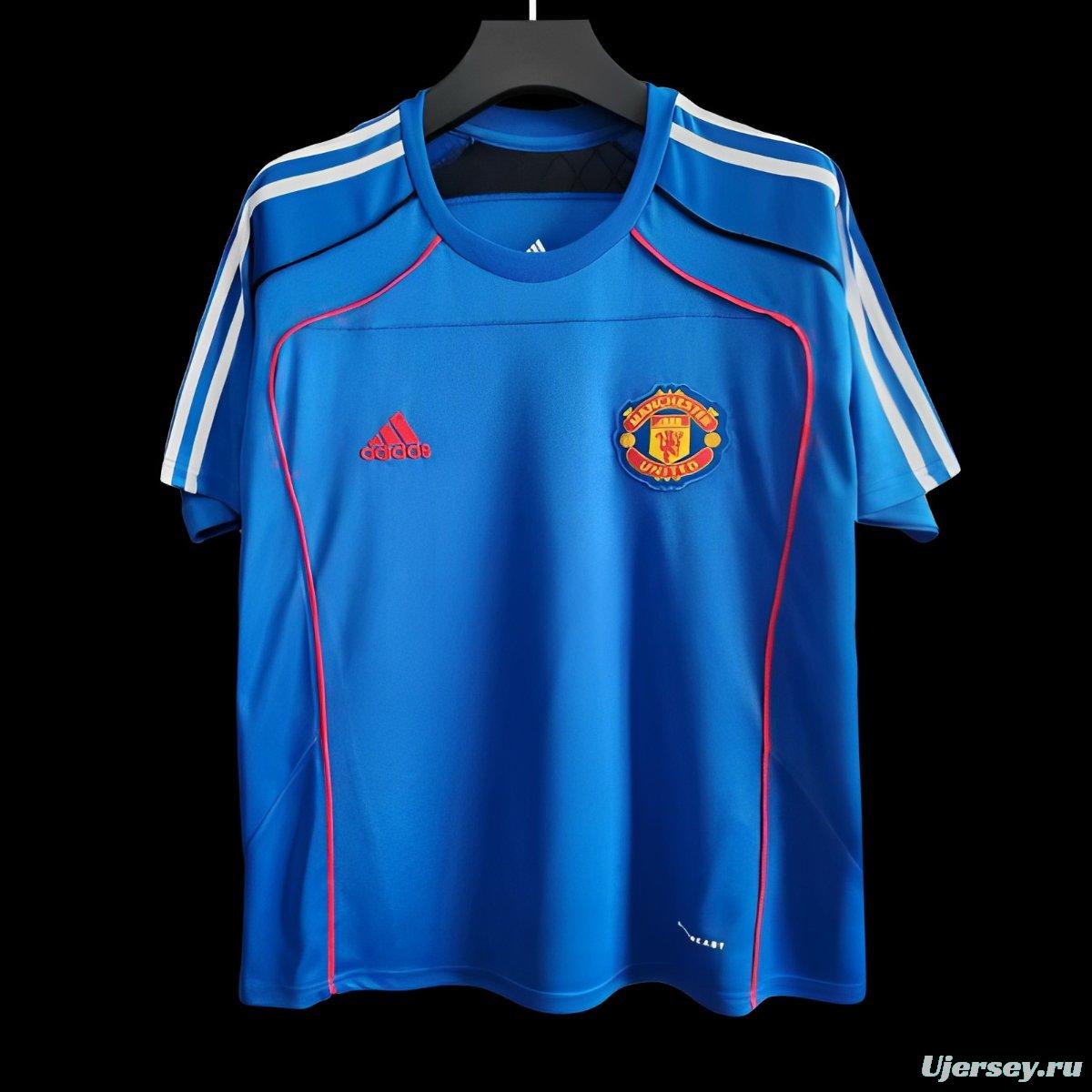 25/26 Manchester United Blue T-Shirt