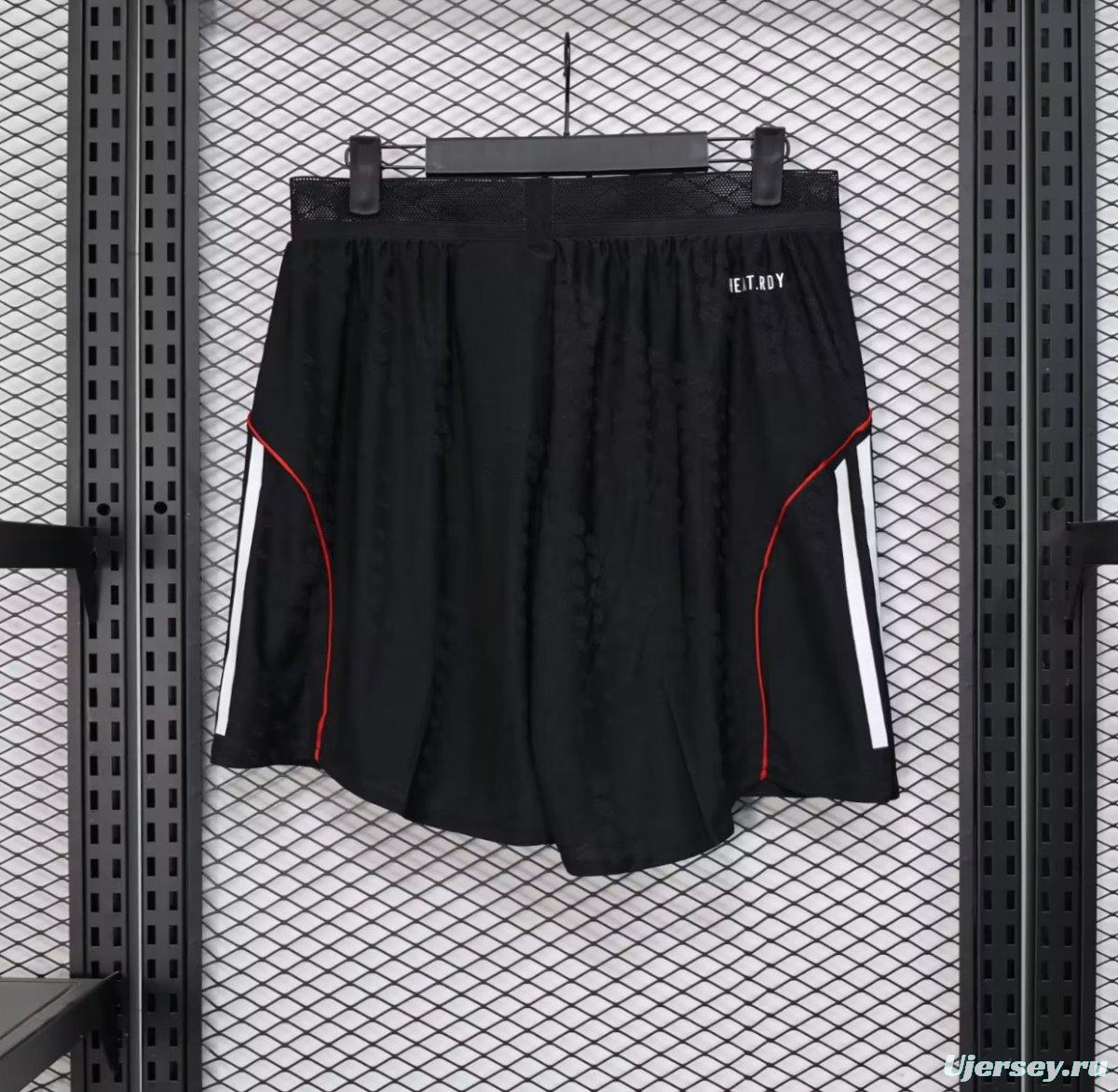 Player Version 25/26 Liverpool Away Shorts