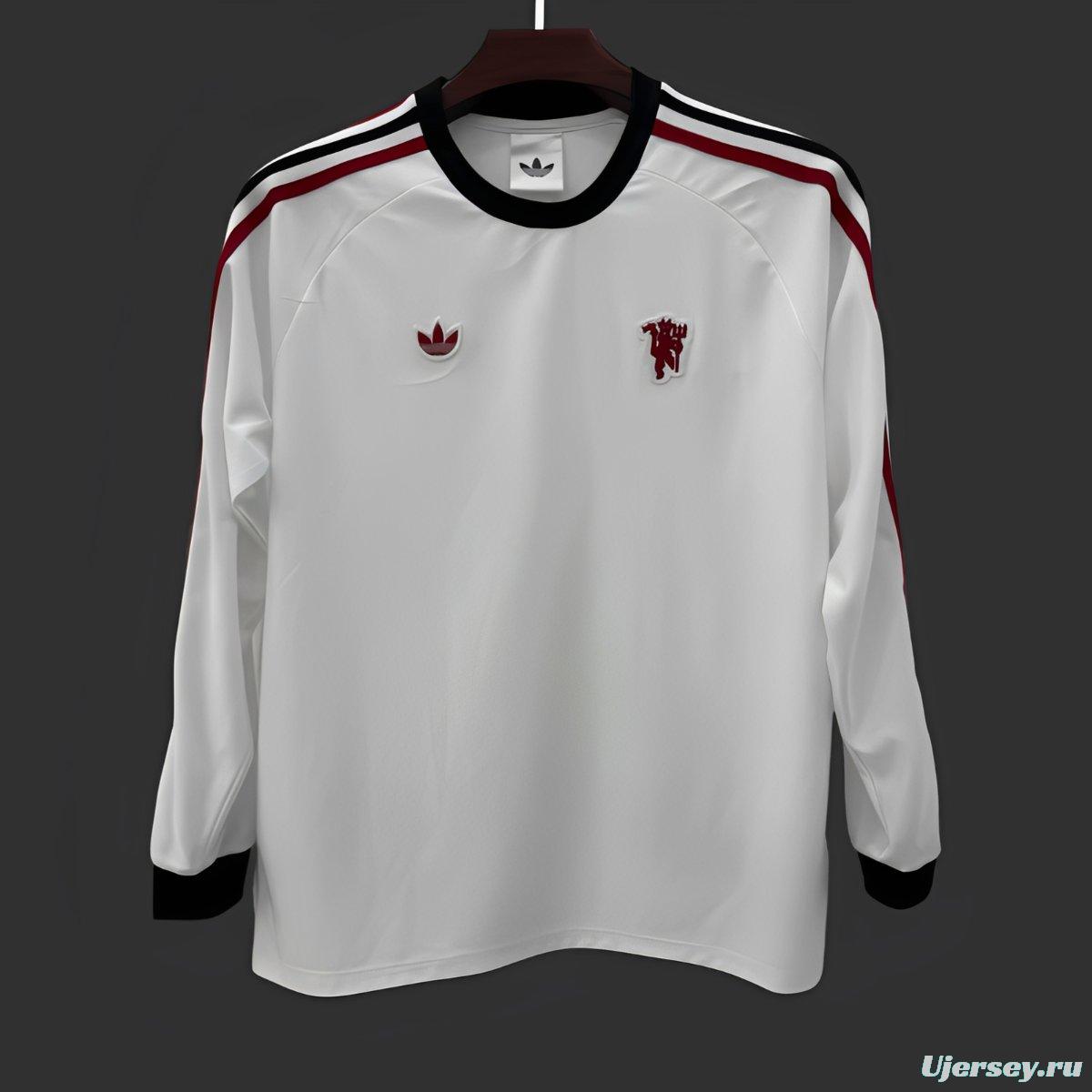 25/26 Manchester United Originals White Crew Long Sleeve Sweat