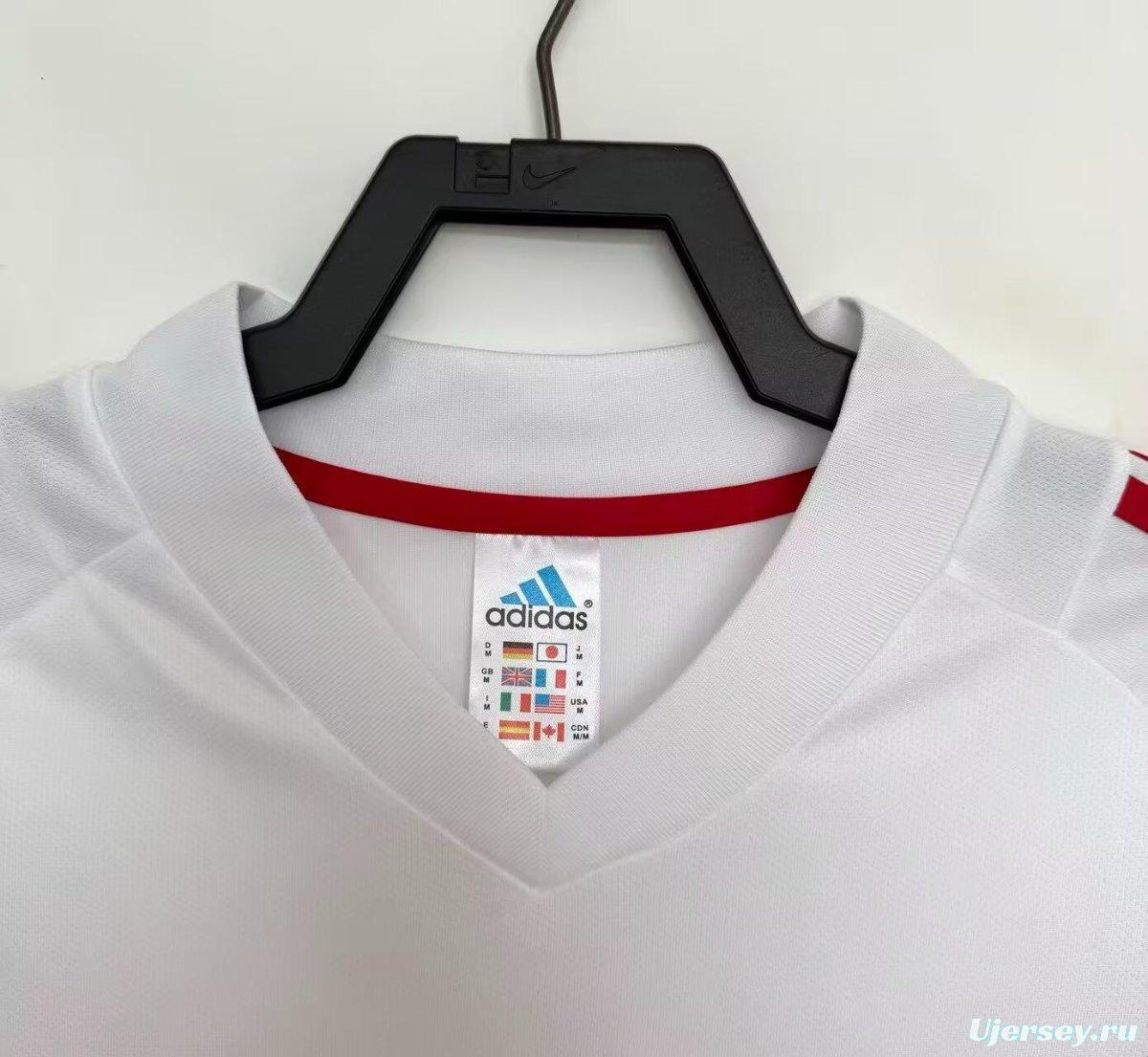 Retro 2002 Turkey Away Jersey