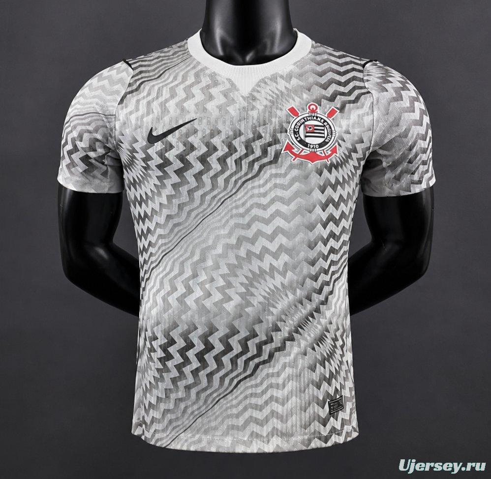 Player Version 26/27 Corinthians Goalkeeper Jersey With Distinctive Black/White Zigzag Pattern
